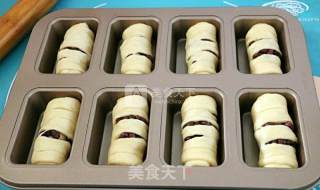 蜜豆中种小面包的做法步骤：8