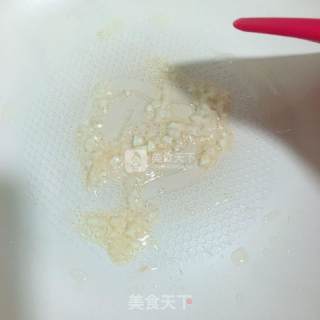 消暑解火神器——小炒西瓜皮的做法步骤：4