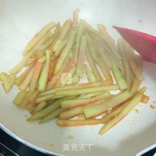 消暑解火神器——小炒西瓜皮的做法步骤：7