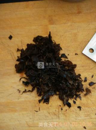 鱼卤面的做法步骤：2