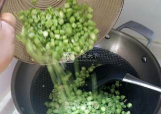 橄榄菜四季豆（饭扫光）的做法步骤：7