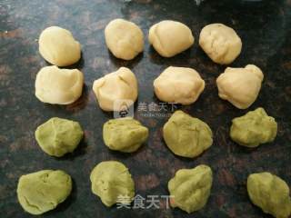 抹茶红豆酥的做法步骤：6