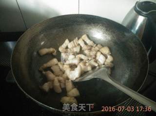 青鱼烧五花的做法步骤：3