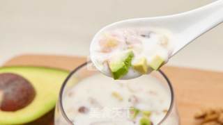 牛油果香蕉酸奶的做法步骤：2