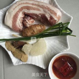 秘制红烧肉的做法步骤：1