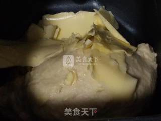 【台式面包四大天王之三】红豆面包的做法步骤：1