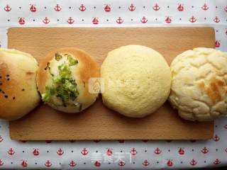 【台式面包四大天王之三】红豆面包的做法步骤：9