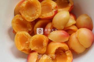 杏酱果茶的做法步骤：2