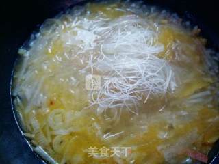 火腿虾仁萝卜汤的做法步骤：6