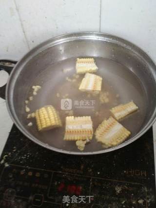 玉米饼的做法步骤：1
