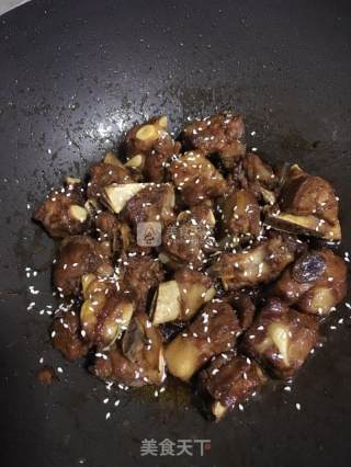 糖醋排骨的做法步骤：3