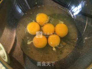榴莲千层蛋糕的做法步骤：1