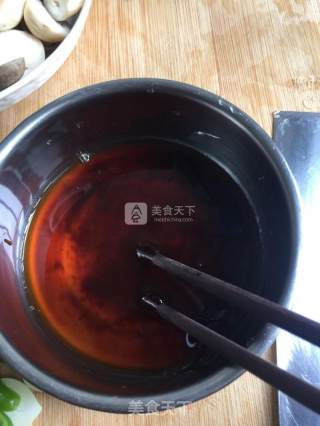 蚝油草菇的做法步骤：4