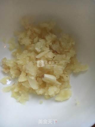 蒜蓉烤扇贝的做法步骤：2
