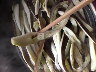 肉末茄子新吃法的做法步骤：2