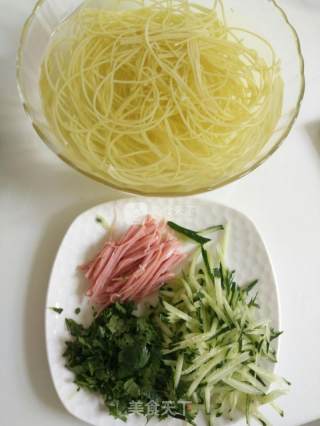夏日冷面的做法步骤：2