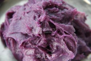 外皮松软，内馅香甜---紫薯小餐包的做法步骤：1