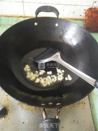 蒜苔鸡蛋捞面的做法步骤：4
