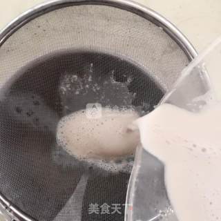 花生酸奶的做法步骤：2