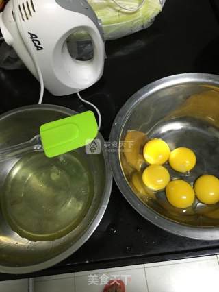 酸奶蛋糕的做法步骤：1