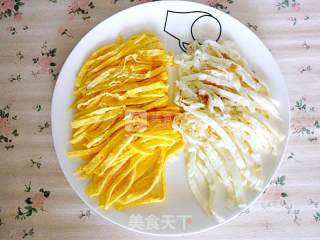 凉拌菠菜胡萝卜鸡蛋丝的做法步骤：6