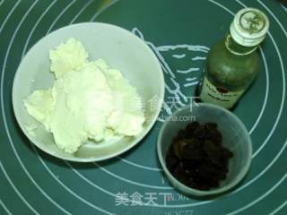 乳酪提子毛毛虫面包的做法步骤：8
