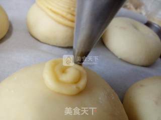 【台式面包四大天王之四】奶酥面包的做法步骤：8