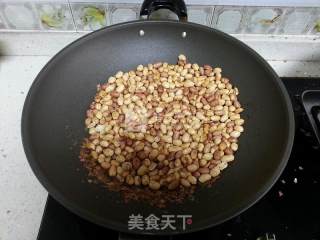 超简易！！~破壁机~做的花生酱的做法步骤：2