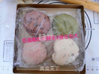 四色吐司面包的做法步骤：7