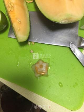 自制排毒苏打水的做法步骤：3