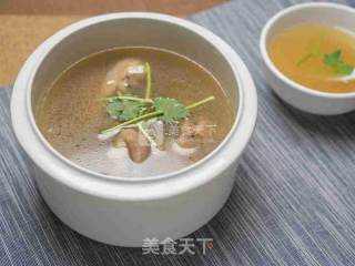 猪脚薏米汤的做法步骤：6