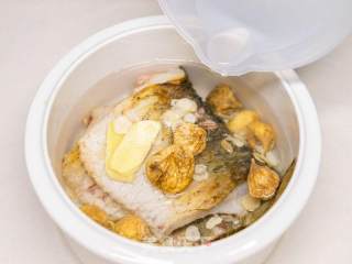 无花果鱼汤的做法步骤：3