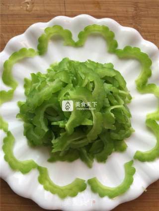凉拌苦瓜的做法步骤：6