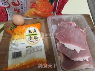 日式炸猪排的做法步骤：1