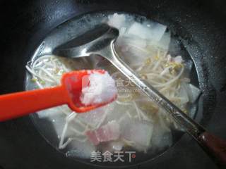 咸肉绿豆芽冬瓜汤的做法步骤：5