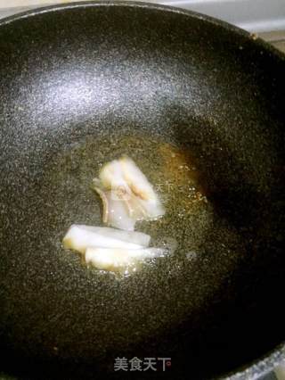 酸菜炒五花肉的做法步骤：7