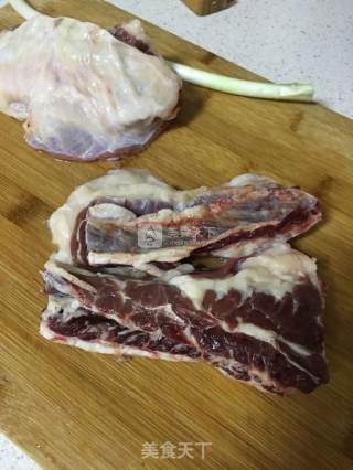 私房红烧牛肉面的做法步骤：1