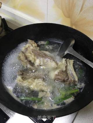 私房红烧牛肉面的做法步骤：3