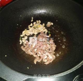 鸭脯炒青椒的做法步骤：8