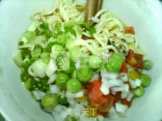 方便面鸡蛋饼的做法步骤：5