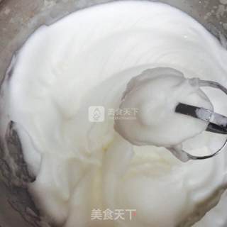 薄荷and蔓越莓戚风蛋糕的做法步骤：2
