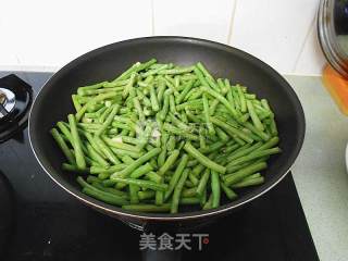 XO酱肉末炒豆角的做法步骤：7