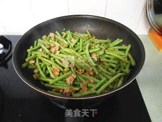 XO酱肉末炒豆角的做法步骤：9