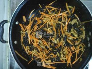 鱼香肉丝的做法步骤：11