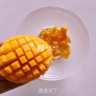 香浓芒果酱的做法步骤：1