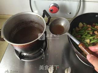 四季豆土豆五花肉焖面的做法步骤：7