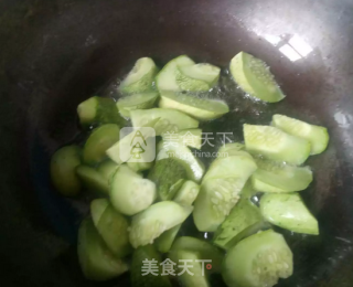 黄瓜苋菜炒肉的做法步骤：4