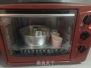 8寸戚风蛋糕的做法步骤：7