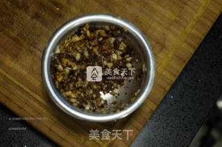 豉汁苦瓜炒牛肉的做法步骤：3
