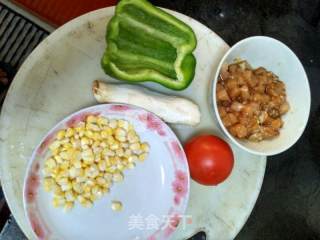 鸡胸碎米粒的做法步骤：1